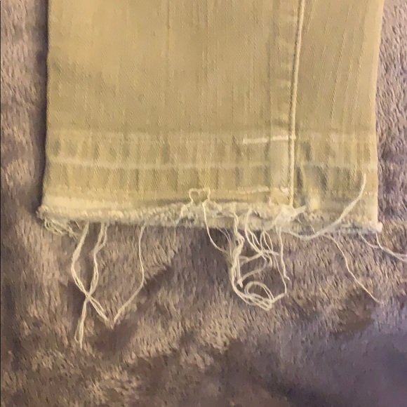 High Rise Skinny jeans.Comfort & style all in one! - Picture 3 of 4